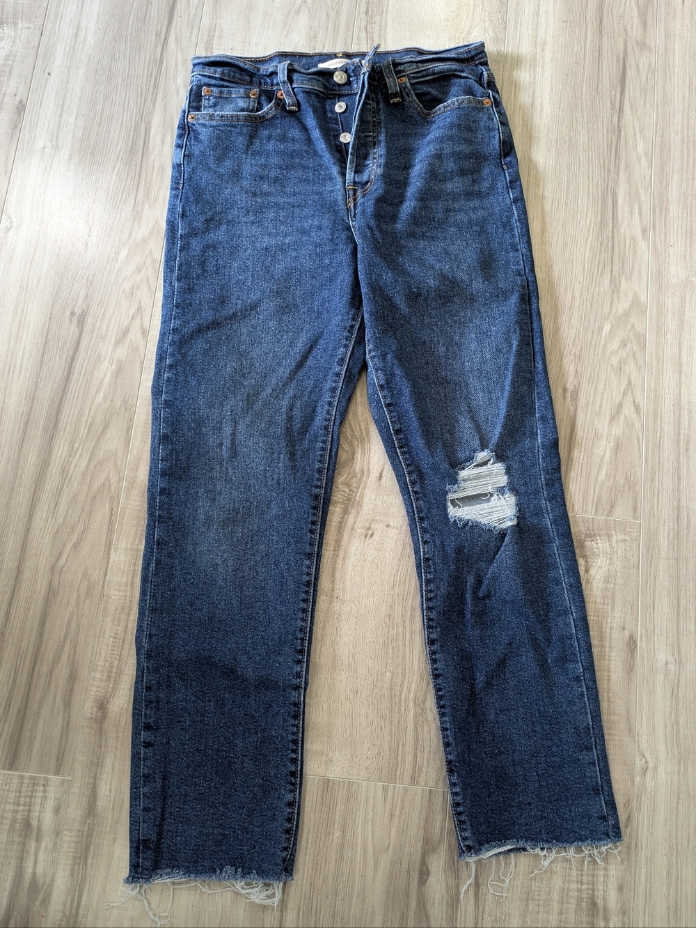 Levis Wedgie Straight Women's Dark Blue Distressed Straight-Leg Jeans